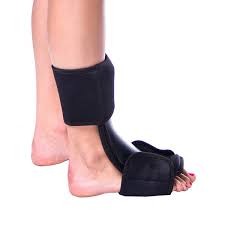 Nighttime Splint For Achilles Tendon Calf Stretching And Ankle Dorsiflexion Achilles Tendonitis Calf Stretches Scoliosis Exercises