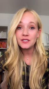 stitch with @allisonbcarlson I actually mean this. This lie didn't hurt  anyone ❤️ these nurses were angels. #laboranddeliverynurse  #laboranddelivery #havingbabies #thegirlwiththelist