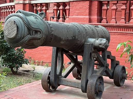 Che-9: Tipu Sultan and the mouth of the Tiger - ANDREW WHITEHEAD
