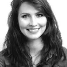 Caroline Ruiz's Instagram, Twitter & Facebook