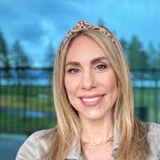 Michelle Heisler's Instagram, Twitter & Facebook