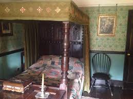See the views she drew her wonderful illustrations, see the window seat.step out through the front and walk down into mr.magreggors garden. Beatrix Potter S Bedroom In Hill Top House With William Beatrix Potter S Wallpaper At Hill Top 1024x768 Download Hd Wallpaper Wallpapertip