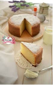 La torta soffice allo yogurt è una torta semplicissima e veloce da preparare. Giovi Light Torta Light Allo Yogurt Soffice Leggera Facebook