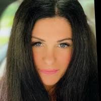 20+ "Bobbi D." profiles