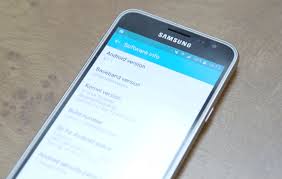 And if you ask fans on either side why they choose their phones, you might get a vague answer or a puzzled expression. How To Boot Your Samsung Galaxy J3 In Safe Mode Recovery Mode Wipe Cache Partition And Do Factory Reset Tutorials