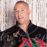 Chris Hofmann's Instagram, Twitter & Facebook