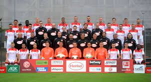 Durch einen klick wird ein video von youtube eingebettet, dabei werden daten an den anbieter übertragen. Fortuna Dusseldorf Kader 2019 20 Bilder Aller Spieler