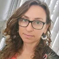 Tamara Olavarria's Instagram, Twitter & Facebook