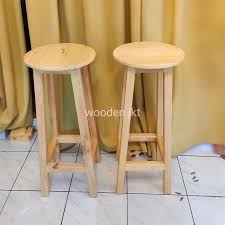 Bentuk mejanya yang bisa dibilang unik dengan tatakan meja yang bisa dibuka tutup jika meja belajar ditujukan untuk anak kamu yang masih duduk dibangku sekolah dasar, maka kamu cukup. Jual Kursi Cafe Minimalis Kursi Stool Jati Belanda Kursi Bar Kayu Bulat Jakarta Selatan Wooden Jkt Tokopedia