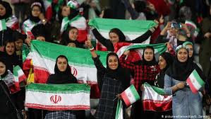 Iranian singles looking for a friendship, relationship or marriage will easily find other persians for dating or friendship from their region. Iran Mochte Frauen In Fussballstadien Lassen Sport Dw 19 09 2019