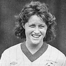 Lynn Mckelvey's Instagram, Twitter & Facebook