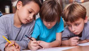 Ailelere çocuklara ders çalışma alışkanlığı kazandırmak biraz sabır ve meşakkat ister. Cocuklara Ders Calismayi Nasil Sevdirebiliriz Cleango Biliyor Cleango Ile Profesyonel Ev Temizligi Ve Ofis Temizligi