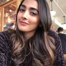 Aravinda Sametha Veera Raghava Full Movie In Telugu Hd Aravinda Sametha Veera Raghava Movie Heroine Pooja Hegde Hd Photos Beauty Desi Beauty Bollywood Actress Hot Photos