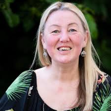 🤣 The best mugs to make someone LOL! 😂If I ever opened a coffee shop,  it'd be just to stock mugs like these! Check them out—surprises await! ☕️👇  https://www.nimbleroot.com/products/jumbo-lightning-sweary-mug