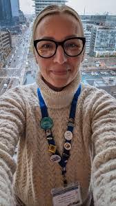 Sandra Elder's Instagram, Twitter & Facebook