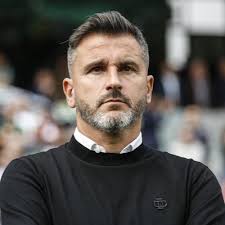 Adrián Vigara Merino (@AVigara11)