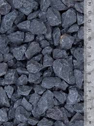 Basaltsplitt Dunkler Edelsplitt Zur Zierde Und Auf Einfahrten