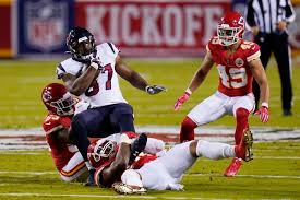 Patrick mahomes has thrown for 340+ yards and 2+ touchdowns in four straight games, joining tom brady and andrew luck as the only three guys in nfl history to compile such a streak. Texans Vs Chiefs Score Highlights Updates From Nfl Kickoff Game