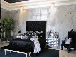 A proper glamorous bedroom should have some shiny gold accents. Home Elegant Glamorous Bedroom Design