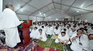 Sesungguhnya kita berada di arafah, di mana waktu yang dianggap sebagai waktu bermulanya wukuf ialah apabila masuk waktu zohor pada seramai 30,200 jemaah haji malaysia daripada 12 maktab akan bermula bergerak pada 7 pagi 8 zulhijjah 1439h (19 ogos, 2018) secara berperingkat. Inilah Tujuh Pesan Menag Saat Wukuf Arafah Kastara Id