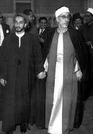 استوحي سيد قطب فكره التكفيري من الأفكار والمفاهيم التي أطلقها وروج لها «أبوالأعلي. Ù‚ØµØ© ØµÙˆØ±Ø© ØªÙƒØ´Ù Ø³Ø± Ø¹Ù„Ø§Ù‚Ø© Ù‚Ø·Ø¨ Ø§Ù„Ø¥Ø®ÙˆØ§Ù† Ùˆ Ù†ÙˆØ§Ø¨ Ø§Ù„Ø®Ù…ÙŠÙ†ÙŠØ©