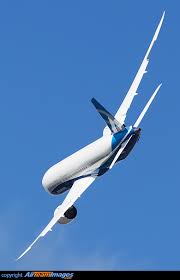 Boeing commercial airplanes offers airplanes and services that deliver superior design, efficiency and value to customers around the world. Boeing 787 9 Dreamliner N789ex Aircraft Pictures Photos Airteamimages Com