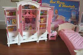 New Gloria Doll House Furniture Bedroom Wardrobe Playset 24014 Ebay Barbie Bedroom Set Barbie Bedroom Dollhouse Furniture