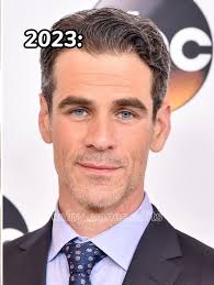 Eddie Cahill Friends
