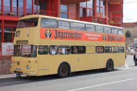 Busse In Berlin Besuch Im Lokschuppen Monumentenstrasse Busse Oldtimer Bus Transportmittel