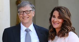 Bill gates didaulat sebagai penemu microsoft, yakni sebuah program yang memungkinkan seseorang melakukan berbagai aktifitas di komputer. Biografi Bill Gates Kisah Sukses Pendiri Microsoft Menjadi Orang Terkaya Biografiku Com