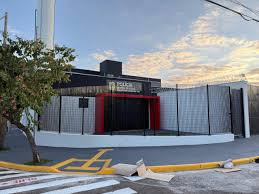 Caminhoneiro é feito refém e trancado em baú após roubo de carga de R$ 157 mil em Bauru