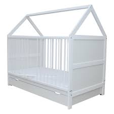 « diese kinderbetten sind sehr schön uns sehr zweckmäßig mit den schubladen. Babybett Kinderbett Bett Haus 140x70 Cm Mit Real De