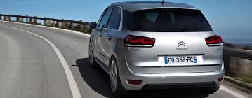 O modelo, que tem previsão de chegada ao mercado brasileiro no segundo semestre de 2018, quebra paradigmas no. Citroen C4 Picasso Infos Preise Alternativen Autoscout24