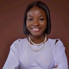 Ewa Barska, Ops and Finance Analyst at Wonderbly, shares her favorite  tools, music, and traditions.