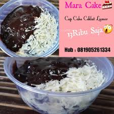 Brownies panggang menjadi tren kue bolu yang cukup populer beberapa tahun terakhir ini. Cup Cake Coklat Lumer Makanan Minuman Kue Kue Di Carousell