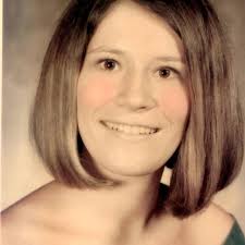 Charlotte Bearden's Instagram, Twitter & Facebook