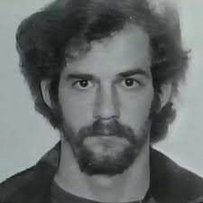 Bir gece arkadaşıyla eğlenmeye giden talihsiz Stephanie Roper'ın trajik  hikayesi, şimdi Karanlık Öyküler podcasti ile Spotify, Apple Podcasts ve  Google Podcast'te yayında. Bölümü podcastten dinleyin ve vaka ile alakalı  söylemek istediklerinizi bu