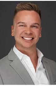 Donna Thaxton's Instagram, Twitter & Facebook