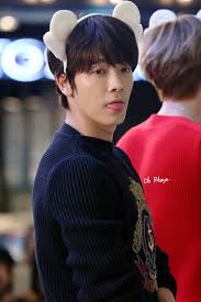 Conoce Al Unico Idol Que No Usa Maquillaje Leeteuk Heechul Yesung