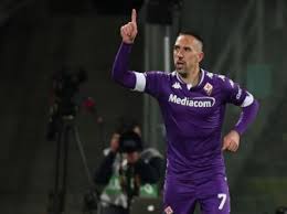 The winger is a free agent after his contract with fiorentina expired in june and thus can join. 1 Bundesliga Medienbericht Steht Franck Ribery Vor Einer Ruckkehr Zu Den Bayern Fussballdaten