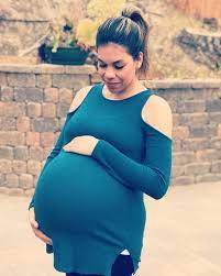 Repost From Zero2quads On Instagram Enjoying These Last Days With My Huge Belly I Sometimes Say I Want Them Pregnant Belly Huge Big Pregnant Pregnant Belly