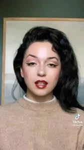 Tabitha Burchfield's Instagram, Twitter & Facebook