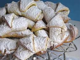 Balkan Walnut Crescent Cookies Kifle Recipe Recipe Crescent Cookie Recipe Walnut Crescent Cookies Recipe Walnut Recipes