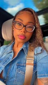 Rochelle Bailey's Instagram, Twitter & Facebook