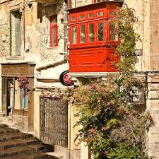 Adeline On Instagram In The Street Of Valletta Malta Coloryourlife Dans Les Rues De La Valette Malte Valletta Street Instagram