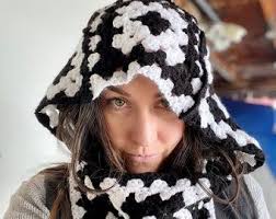 Robyn Gurinskas (RobNbuckets)