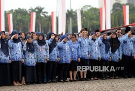 Peningkatan pemahaman bagi asn di lingkungan kota administrasi jakarta pusat. Bkn Rampungkan Administrasi Pengalihan Pns Daerah Ke Pusat Republika Online