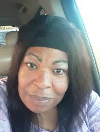 Can someone please make this photo mum and daughter cuddle each other  please 🙏