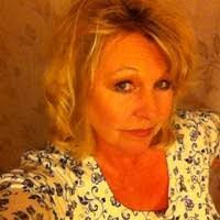 Mindy Barclay's Instagram, Twitter & Facebook