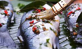 Per il pesce, i migliori sono alici e sarde, viene molto bene anche il salmone, possiamo includere nella lista anche il pesce spada, lo storione e il tonno. Come Marinare Il Pesce 6 Preziosi Consigli Per Una Marinatura Perfetta Leitv